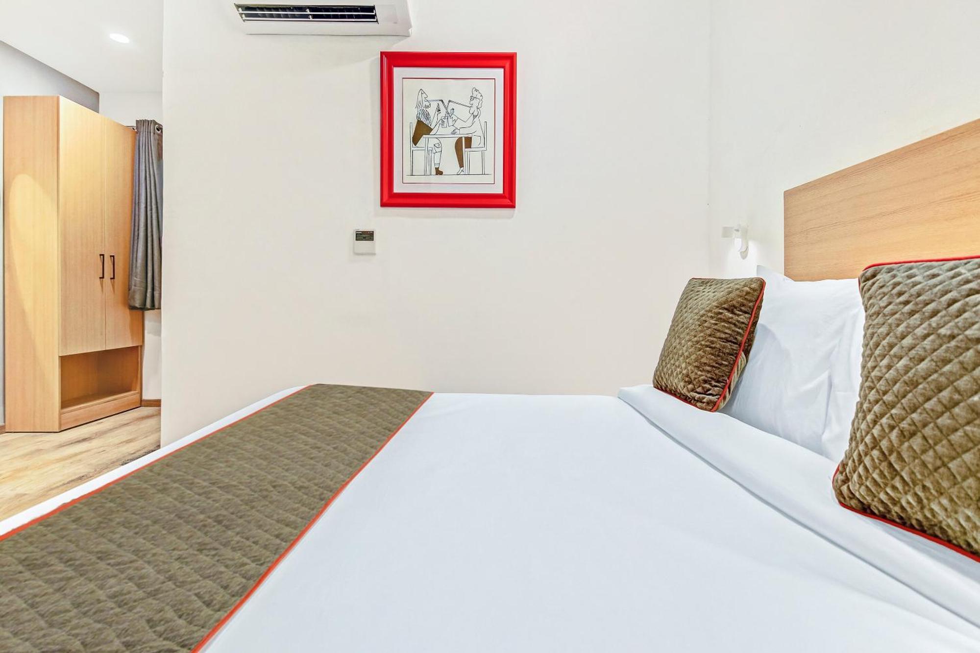 Townhouse Knowledge Park ||| Near Sharda University Greater Noida Luaran gambar